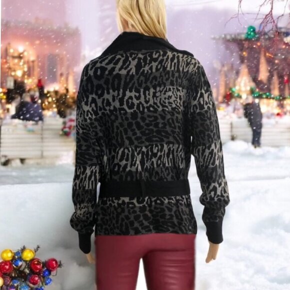 Tonal Leopard Pattern Jacquard Knit Long Sleeve High Neck Cardigan Sz L - Picture 3 of 5